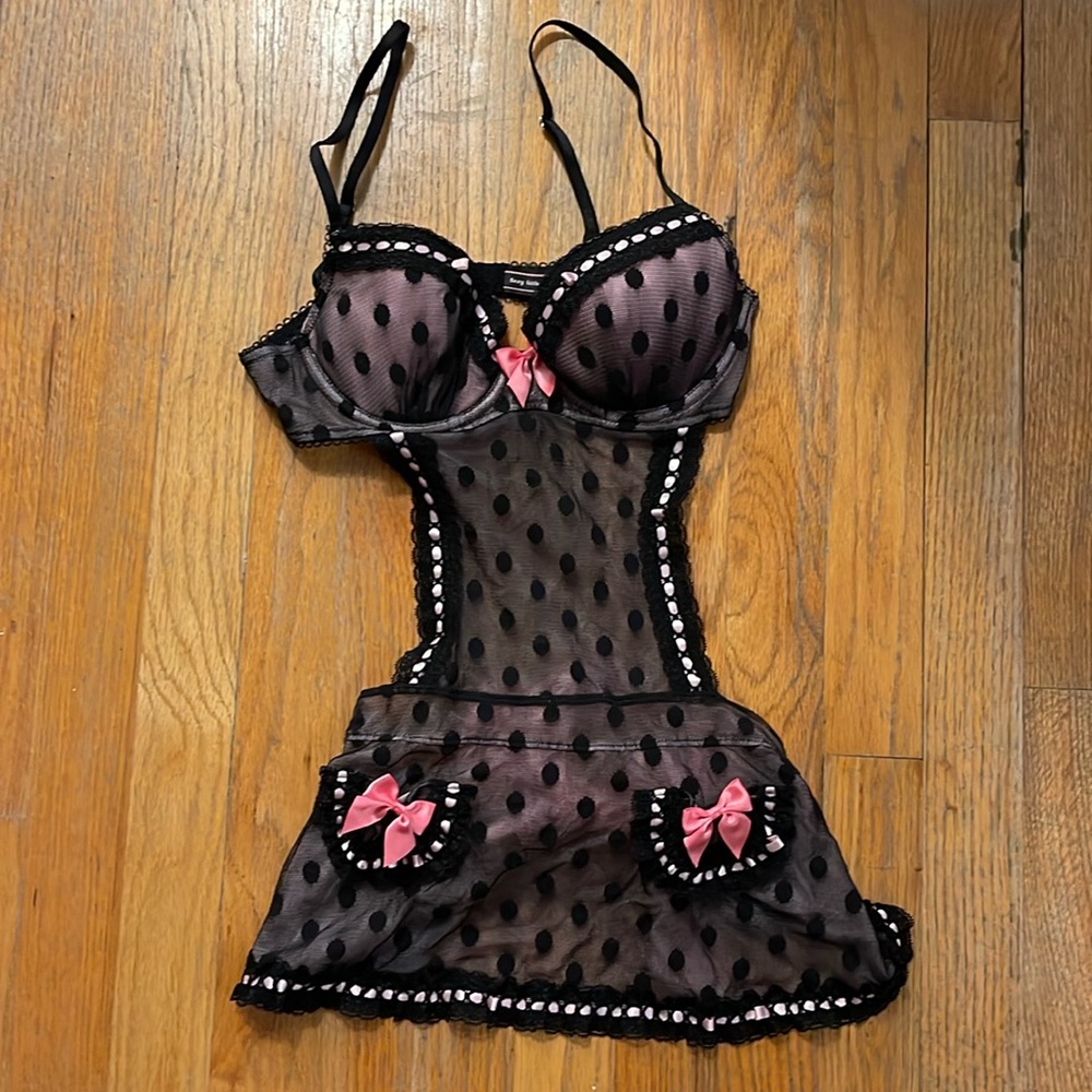 Victoria’s Secret pink and black outfit
